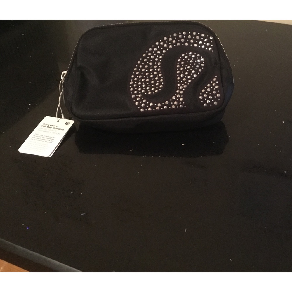 Lululemon crossbody